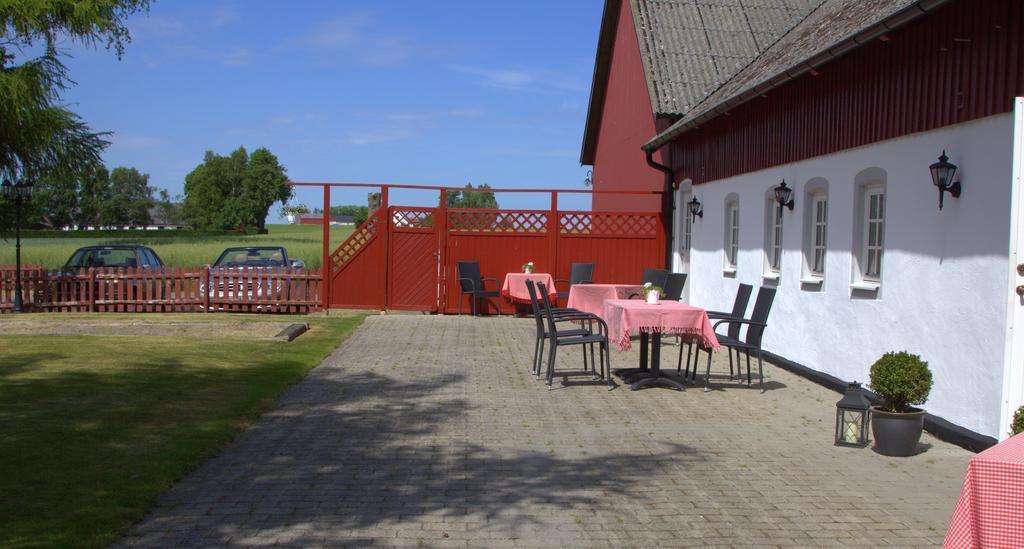 Sydkustens At Lillehem Skivarp Bagian luar foto